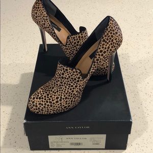 Gorgeous Cheetah Print Platform Shootie